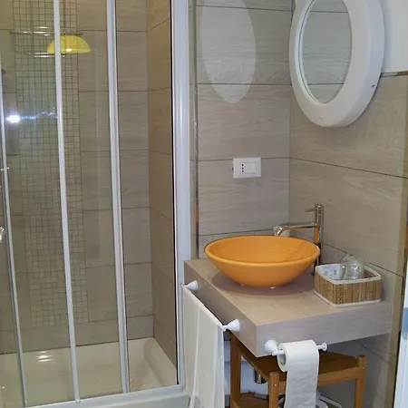 Le Meduse Hotell 2*