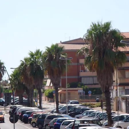 Le Meduse Отель Фьюмичино